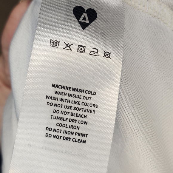 Aelfric Eden Creme Hoodie With Pink Star Detail XSmall - Picture 4 of 4